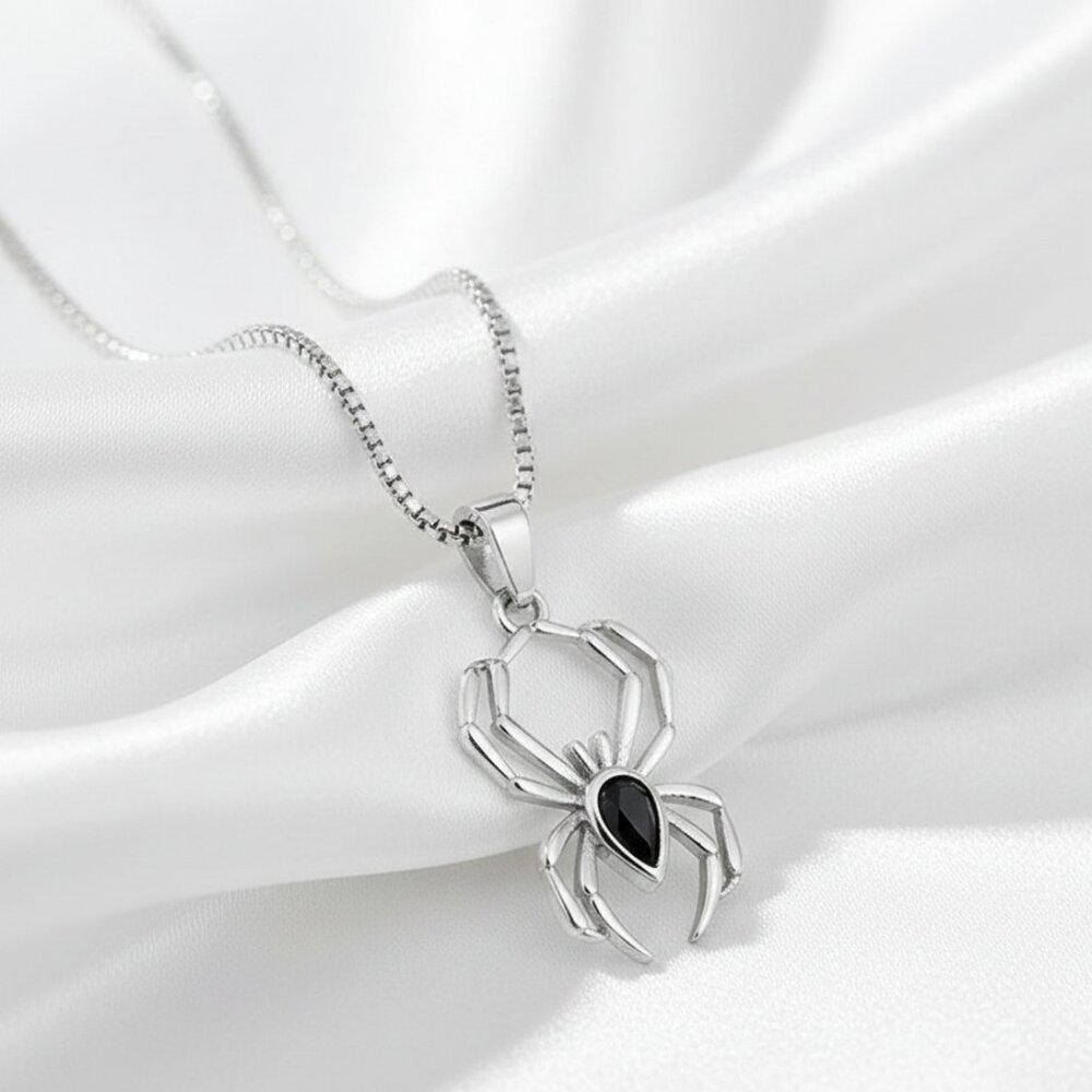 Silver Spider Pendant with Simulated Black Zircon Stone Fashion Necklace NWOT